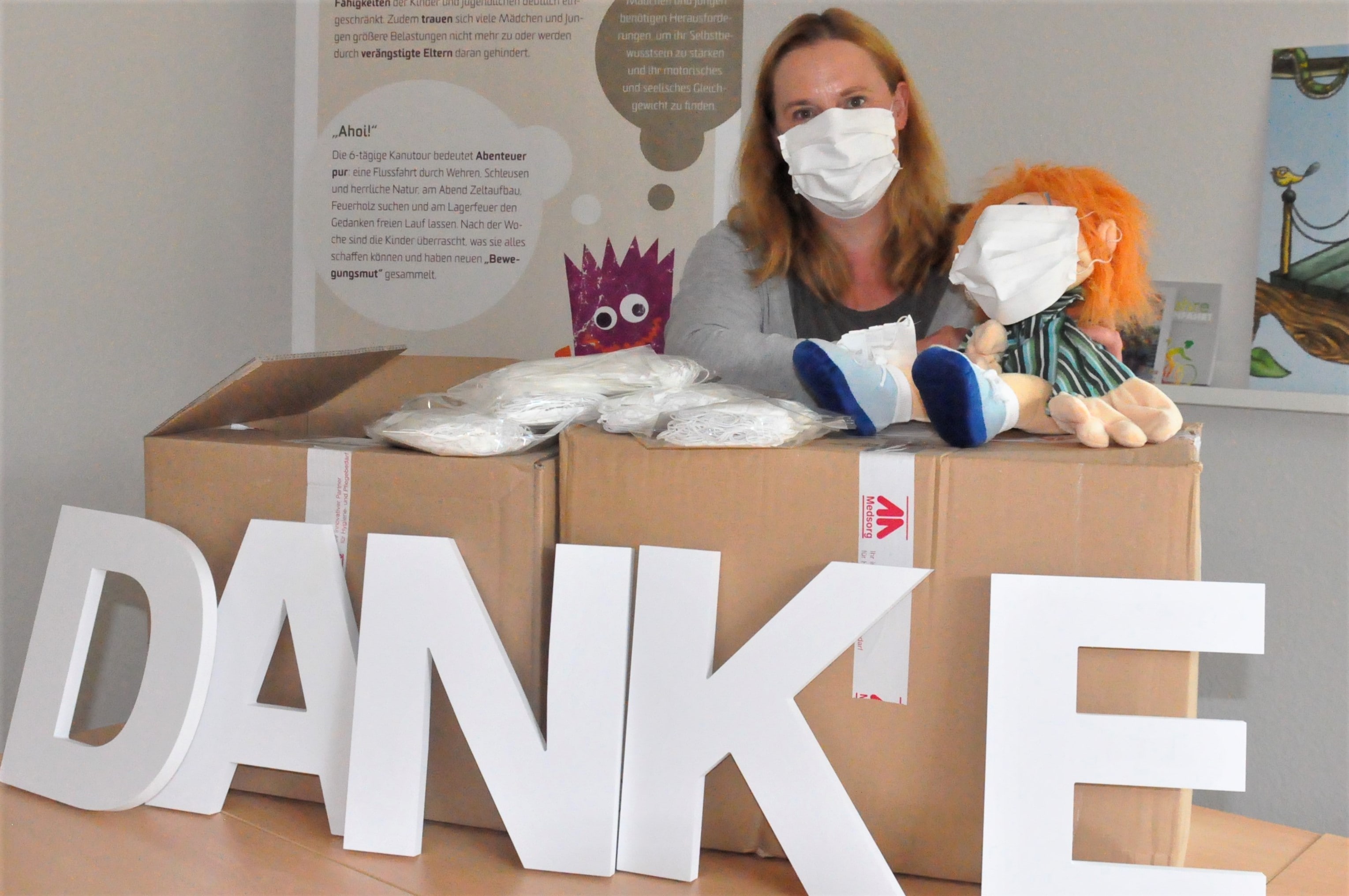 Bild_Masken-Spende_Elterninitiative krebskranker Kinder Oldenburg e.V. 