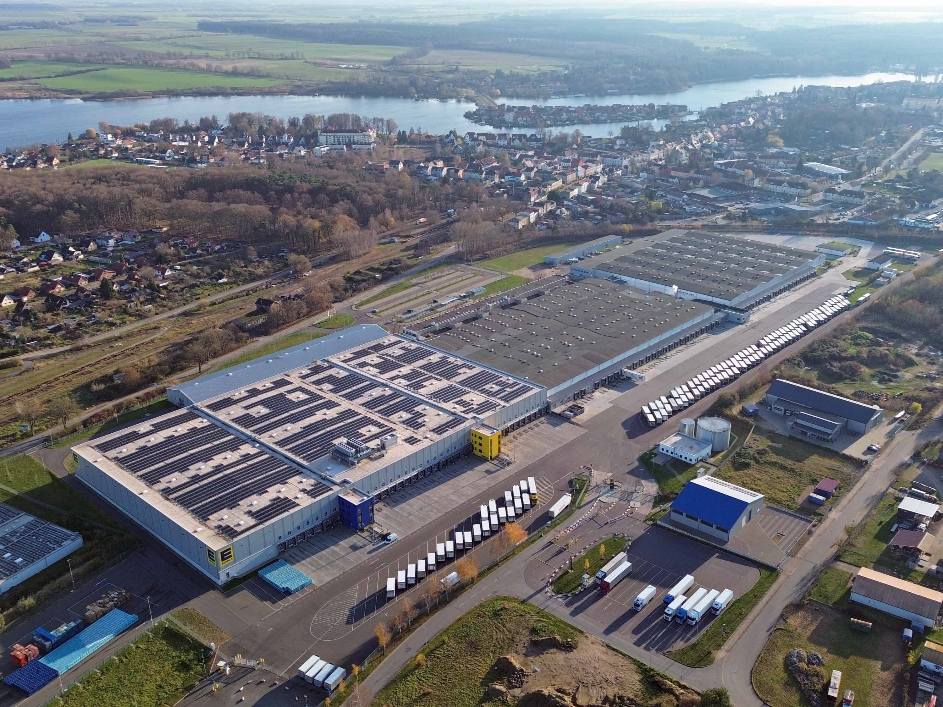 Luftbildaufnahme des Logistikstandorts in Malchow