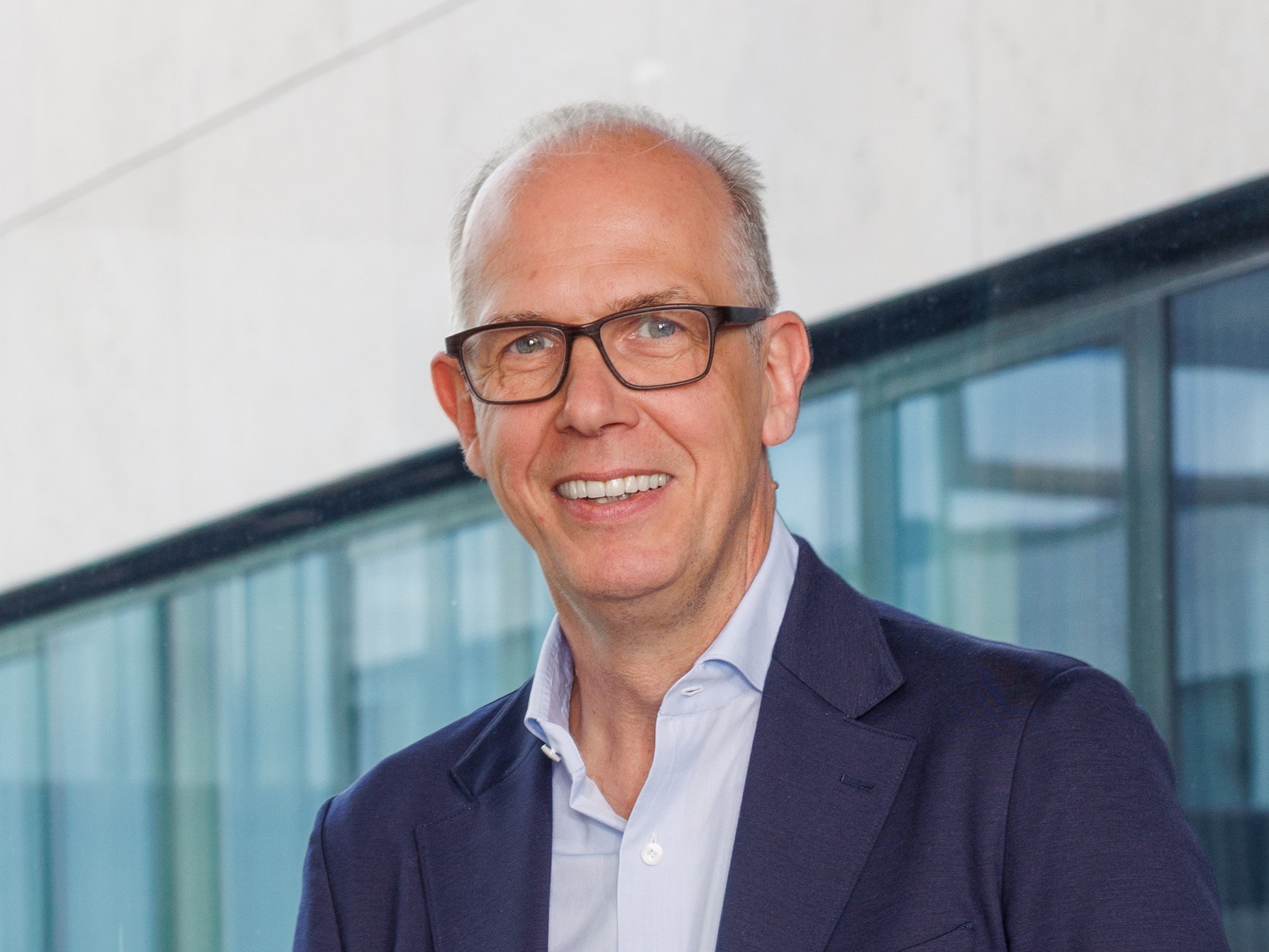 Portraitfoto Dirk Neuhaus Geschäftsführer EDEKA Nordwest