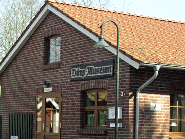 Die EDEKA Minden-Hannover kooperiert mit dem Dörpmuseum Münkeboe