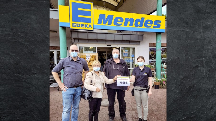 EDEKA Mendes_Spendenübergabe_Tafel Bremerhaven