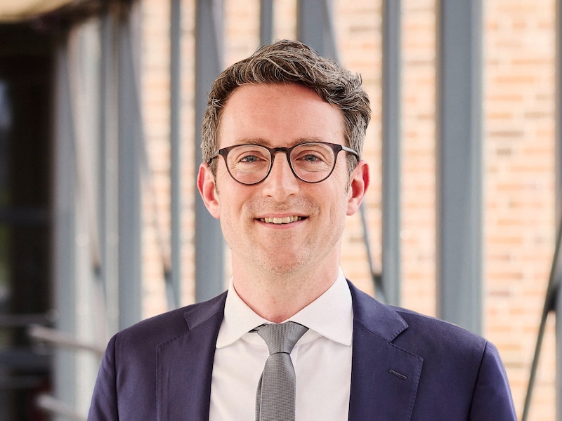 Porträtfoto des EDEKA Nord Aufsichtsratsvorsitzenden Eric Süllau