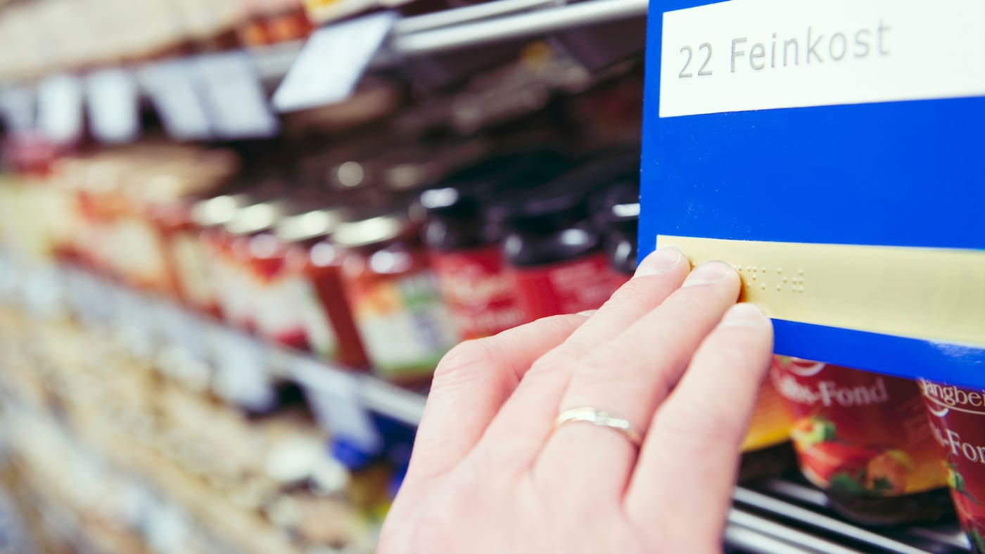 Blindenhilfe in EDEKA-Märkten