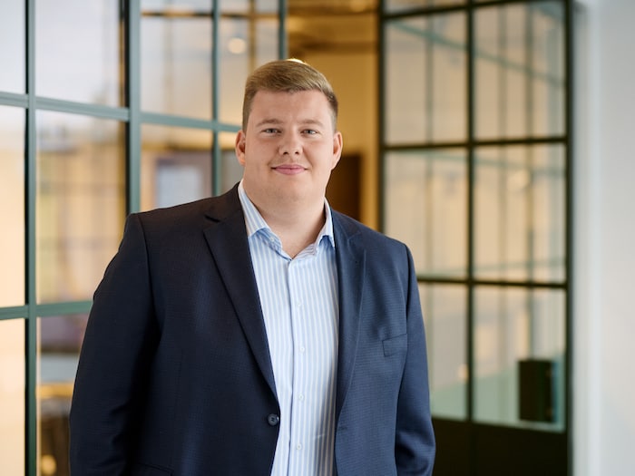 Hinrich Hein lächelt in die Kamera