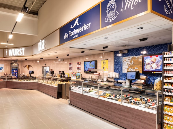 Die Bedientheken für Wurst, Käse und Fleisch im EDEKA Center Hettstedt